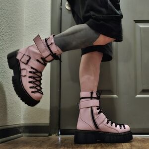 Dolls Kill x Club Exx Traitor Boots - Pink